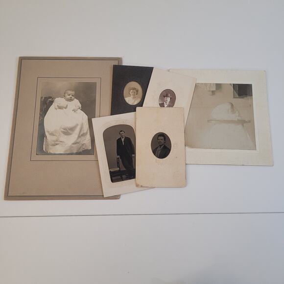 Lot of 21 Antique & Vintage Portrait Photographs – Cabinet Cards & Snapshots - Picture 2 of 14